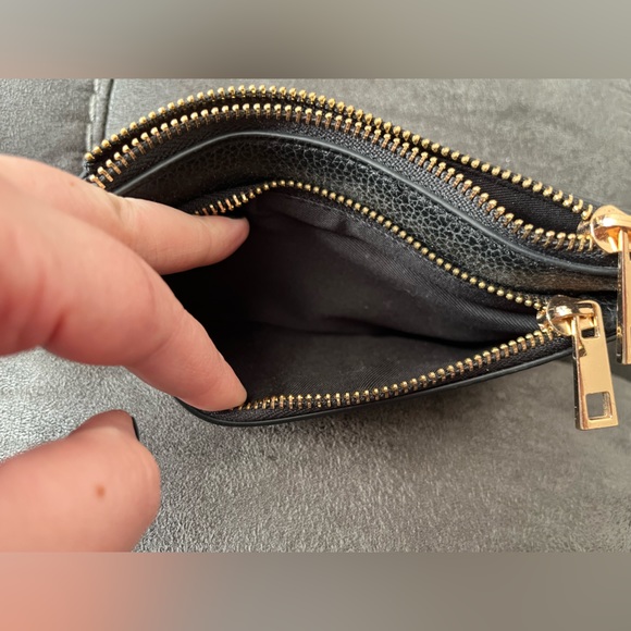 Black Wristlet Wallet - Picture 5 of 6